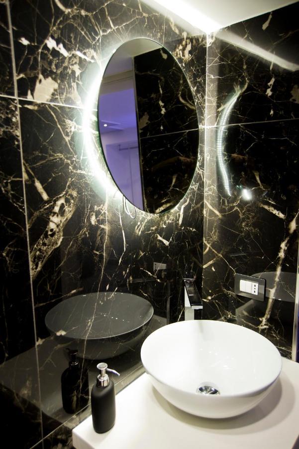 Suite Napoli Sotterranea Con Vasca Idromassaggio Exterior photo
